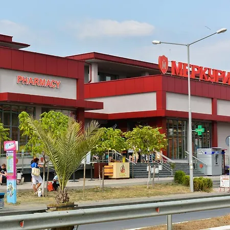Olymp Aparthotel 4* 圣弗拉斯