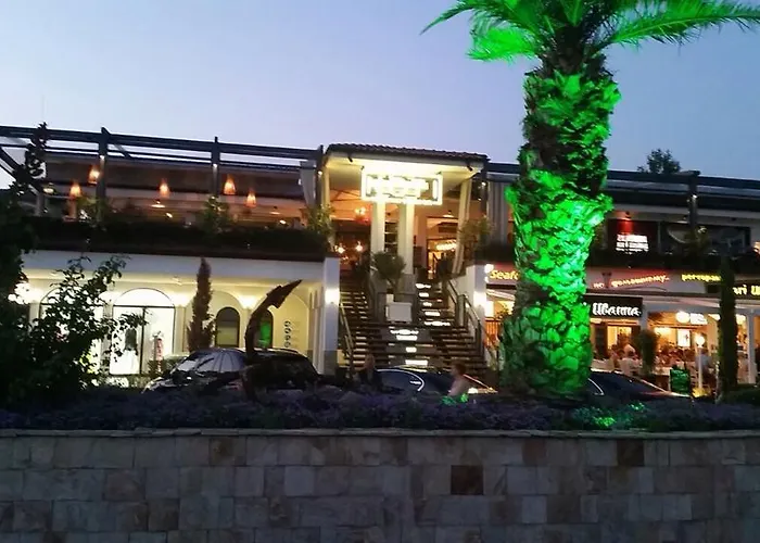 Olymp Apartcomplex 4*