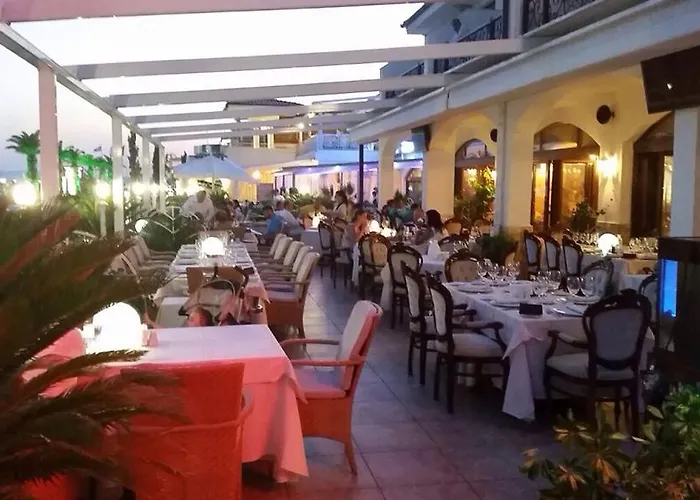 Apartmanhotel Olymp Apartcomplex 4*